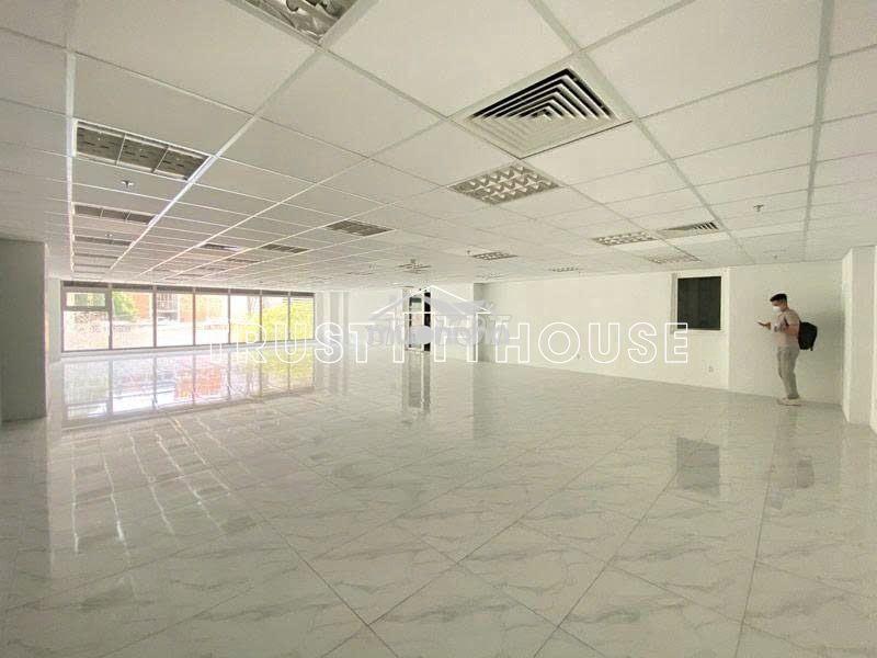 🔥Cho thuê mặt tiền phổ quang * ngang 8m, hầm trệt 3 lầu * view thoáng - 3