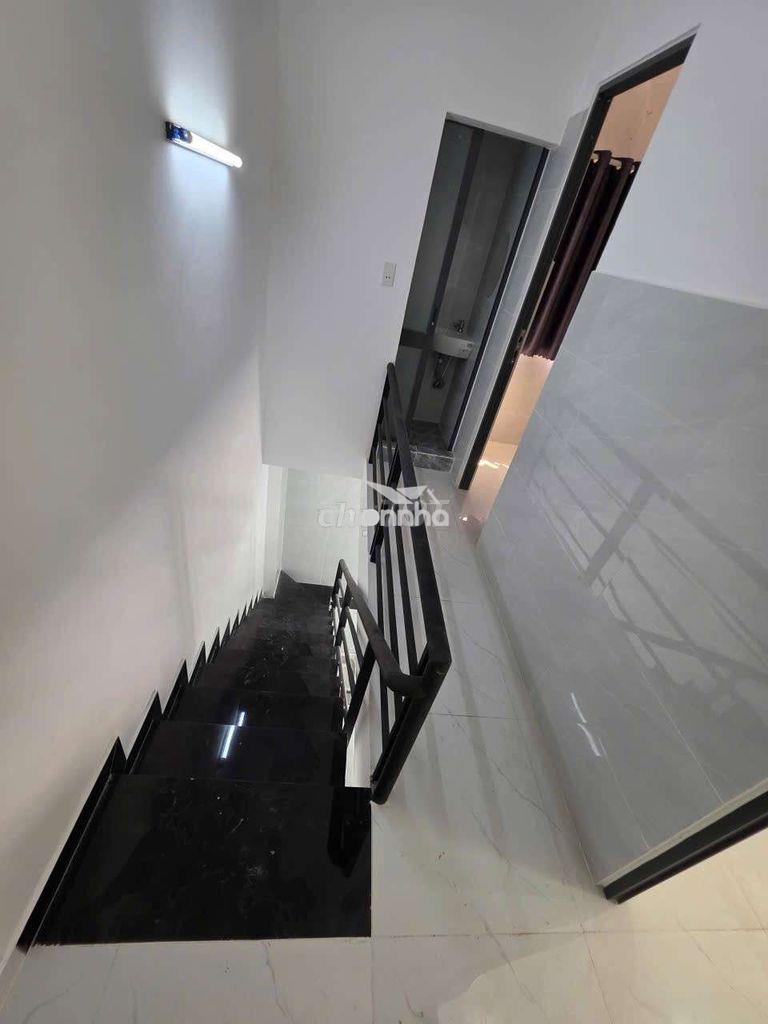 Nhà mới , hẻm 3,5m táy thạnh, 25m ra mt, 2 tầng btct, 19m2, gia 269 tỷ - 4