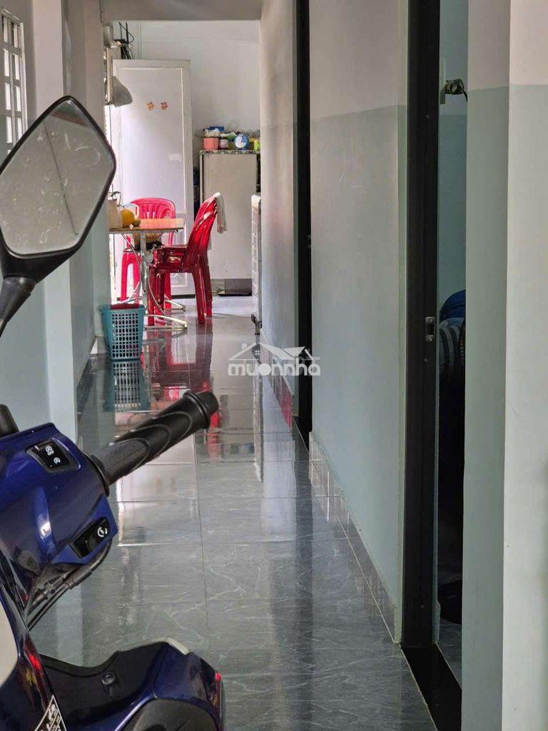 Bán nhà cấp 4 200m2 có 6 phòng trọ phía sau vừa ở cho thuê xe hơi 5m - 4