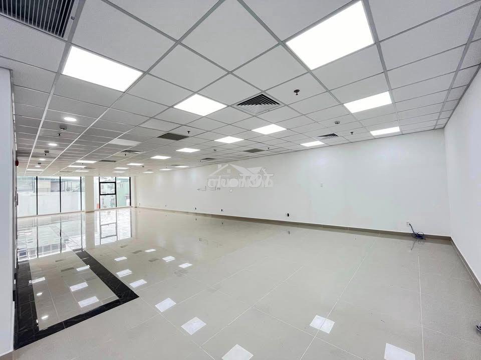Cho thuê toà nhà văn phòng sân bay * mới đẹp * giá rẻ - 4