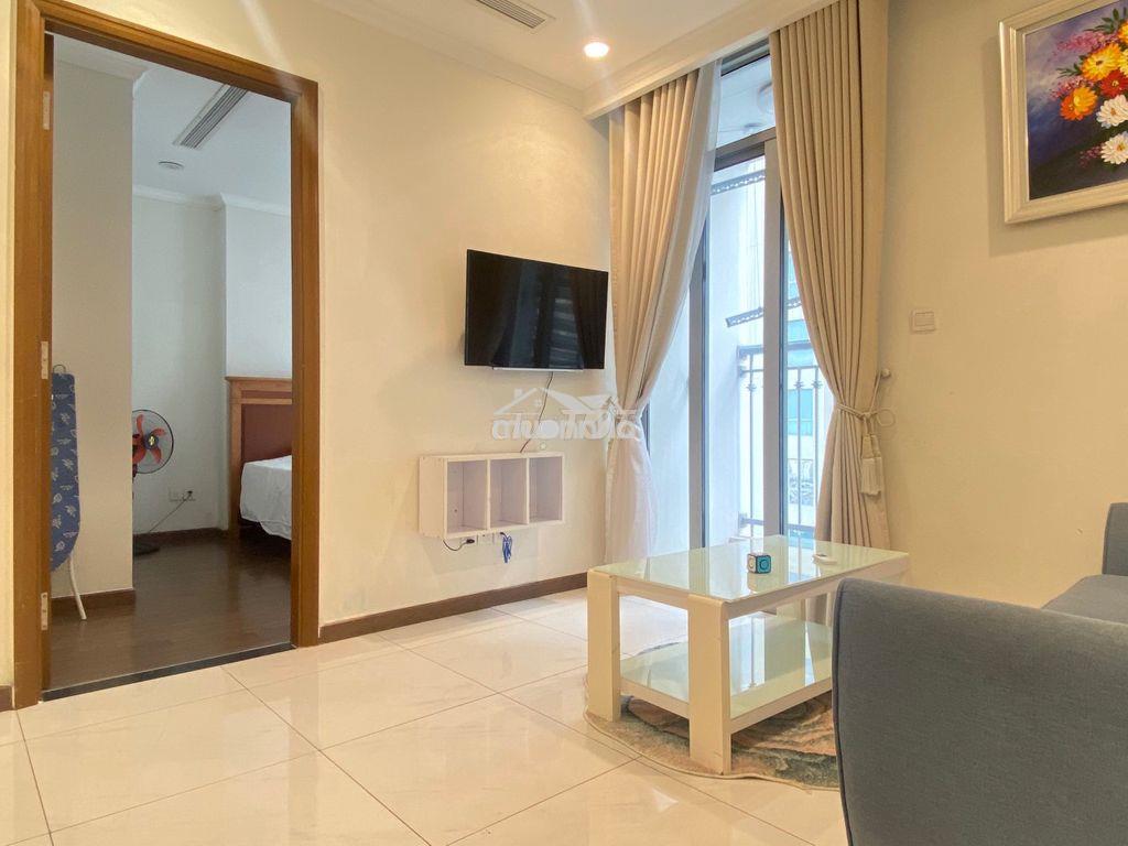 Bán rất gấp căn 1 pn, full nội thất, vinhomes central park view đẹp - 2