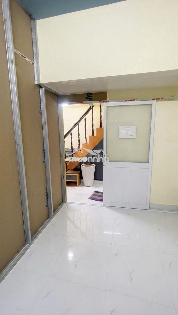 Phòng có máy giặt gần dh sài gòn