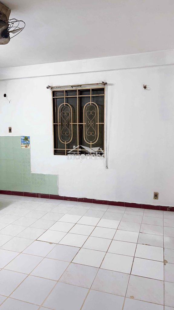 Cho thuê phòng trọ quận 5 - toilet riêng - chỗ nấu ăn riêng - lầu 1 - 4