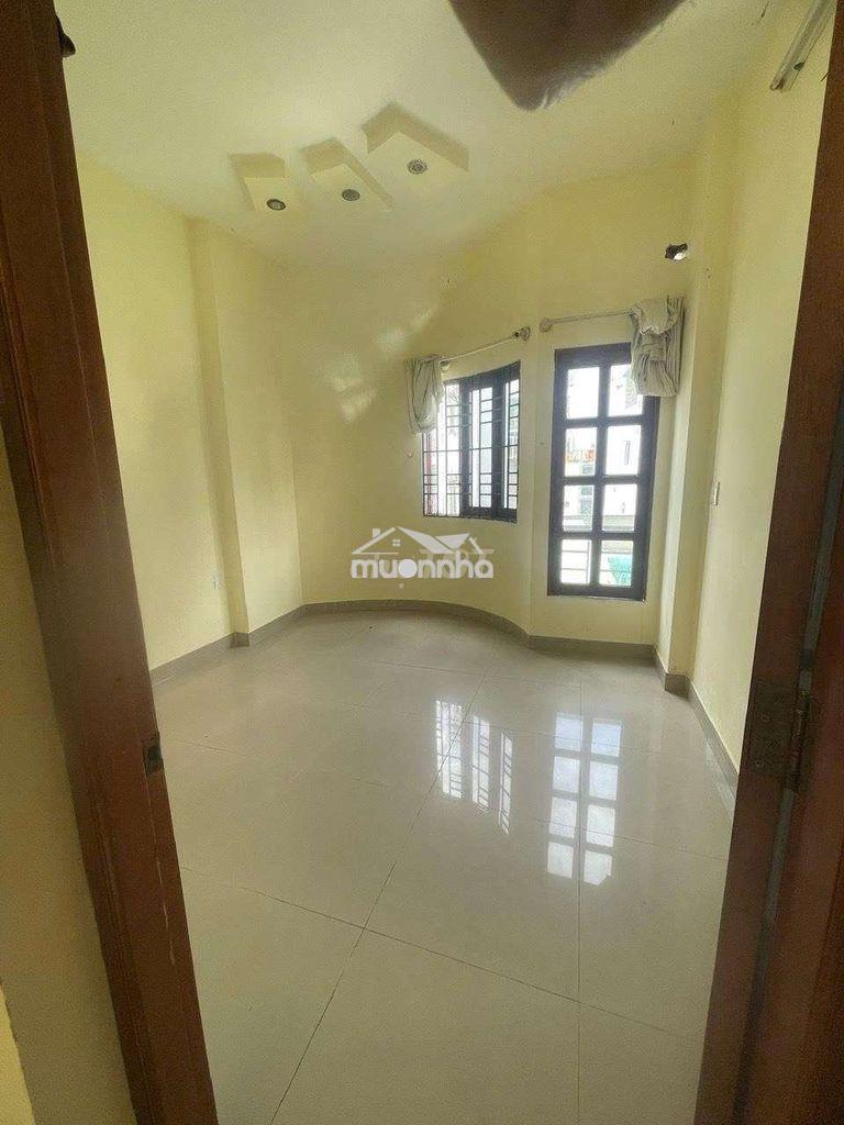 Cho thuê nhà vị trí kinh doanh thành thái q10, 3pn 3wc, giá 14.5tr