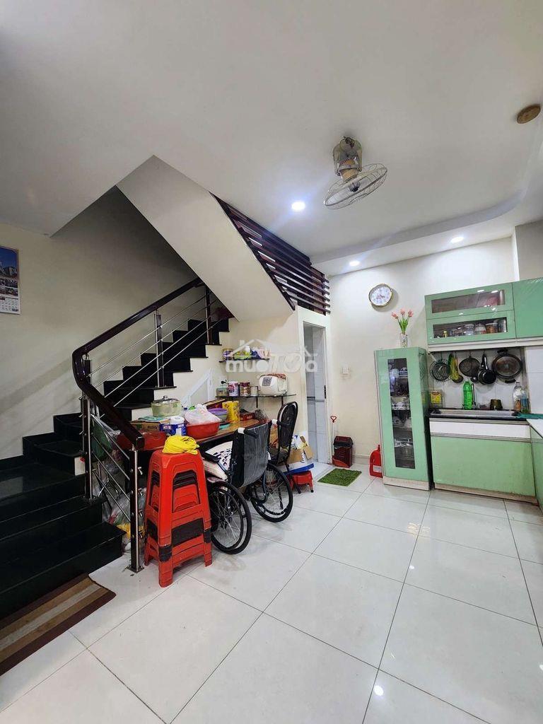 🔥Nhà 4 tầng trung tâm q3- sát mặt đường điện biên phủ 38m². giá 8,4đ - 3