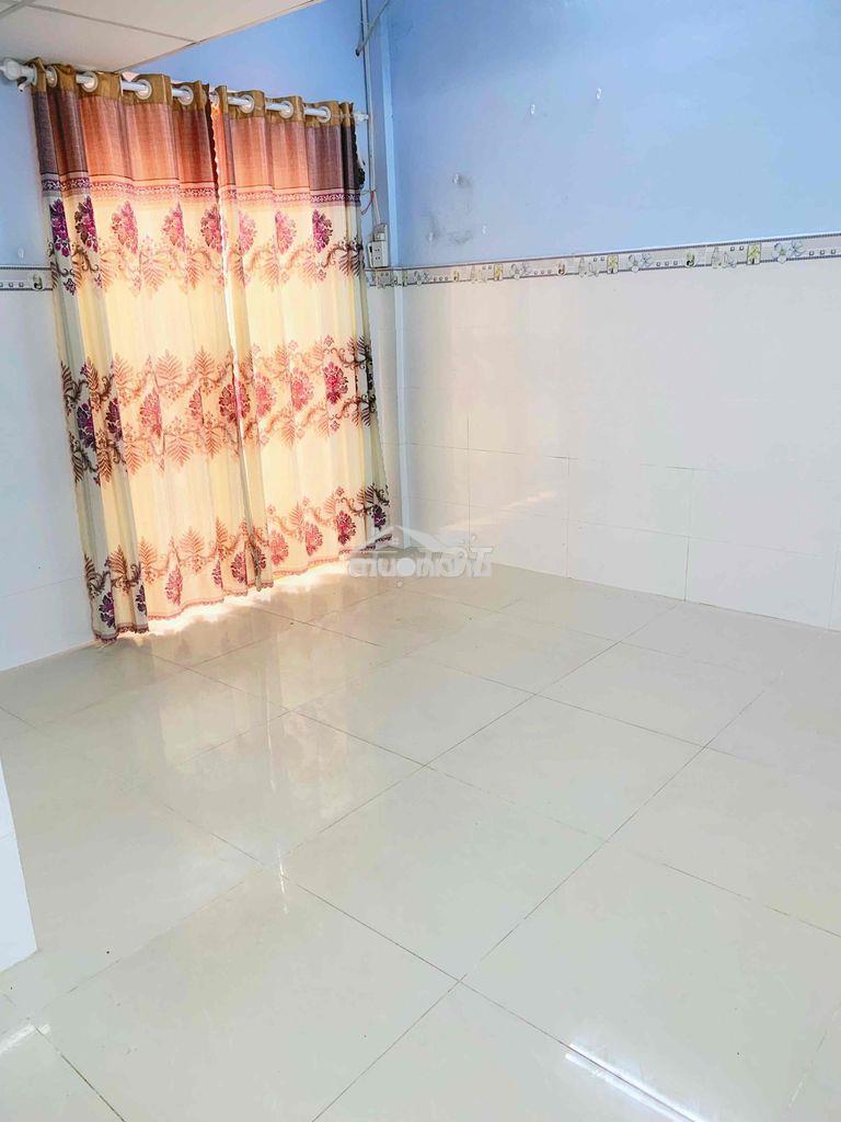 Phòng trọ mặt đường rộng