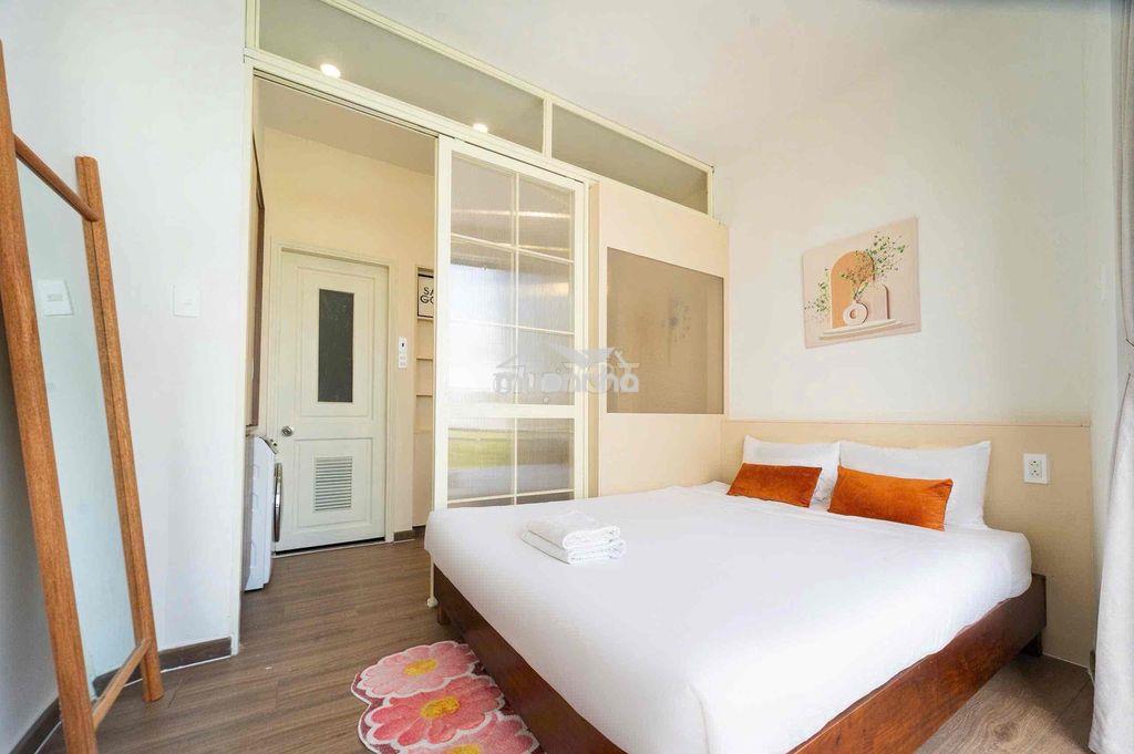 Khai trương căn hộ cao cấp , đường cmt8 , ngay vòng xoay dân chủ,42m2 - 3