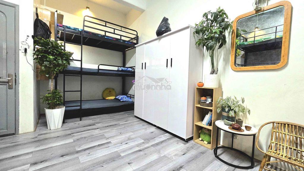 Phòng ở ghép giường tầng - đủ nội thất - tách bếp - 2