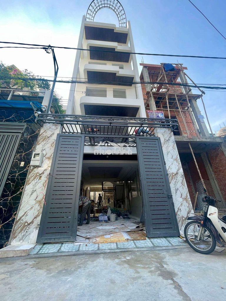 Siêu phẩm 4,7m x 22m. 5 tầng thang máy đường nguyễn văn quá. ngay chợ  - 2