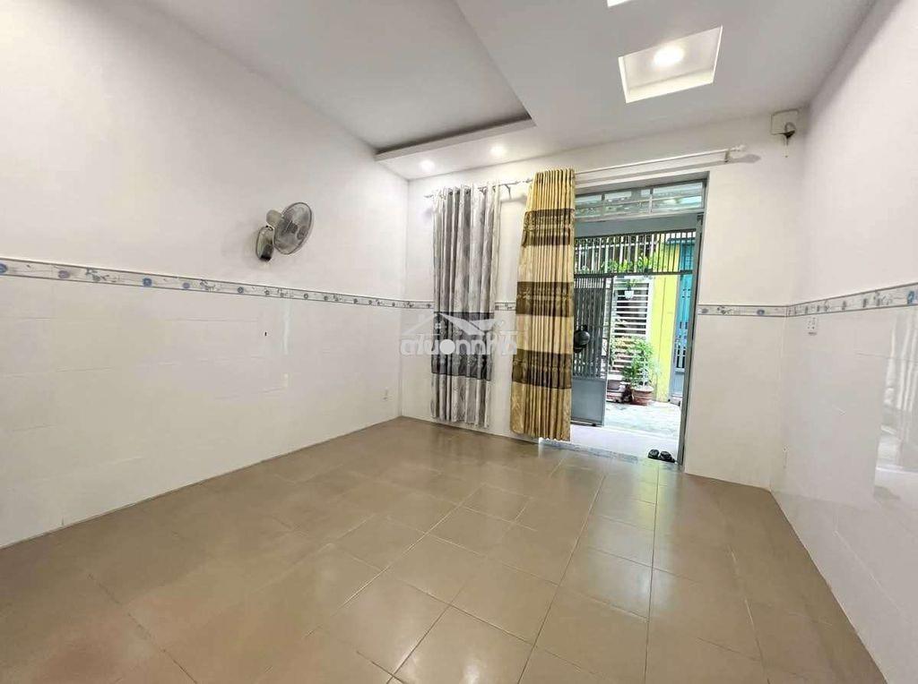 Bán nhà đường lê văn quới,hxh( 4m x 16m x 2 tầng ) giá : nhỉnh 6 tỉ tl - 4