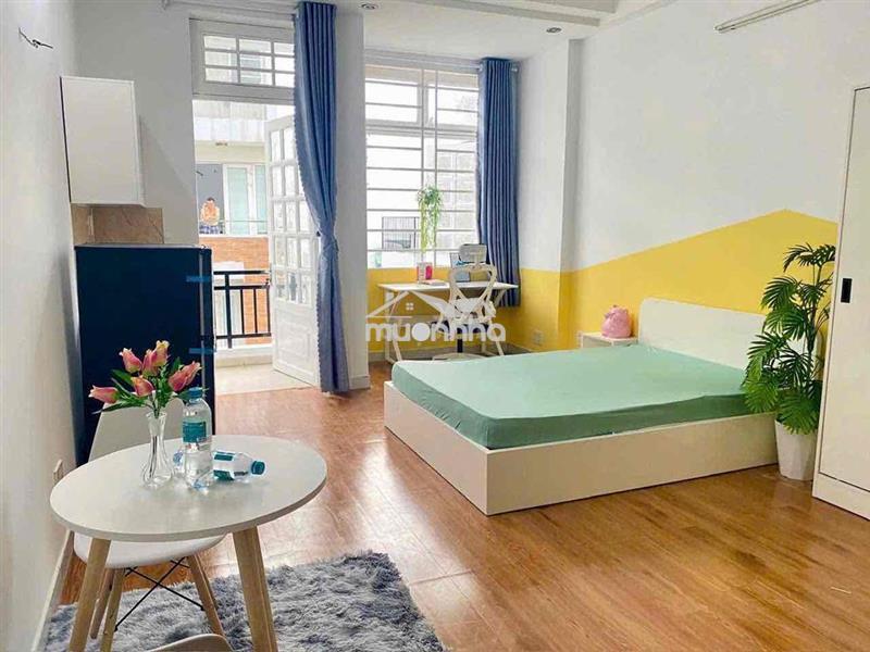 Phòng trọ ban công giá tốt, đường huỳnh tấn phát, q7