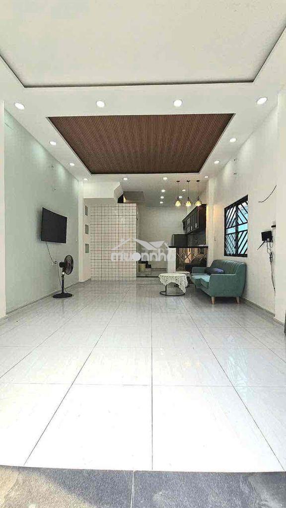 Bán nhà đẹp 3 tầng, ngang 4,3m âu dương lân p3. q8