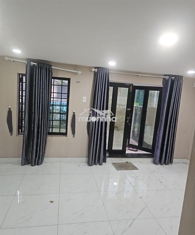 Nhà hẻm xe hơi hai bà trưng tiện ở và kinh doanh