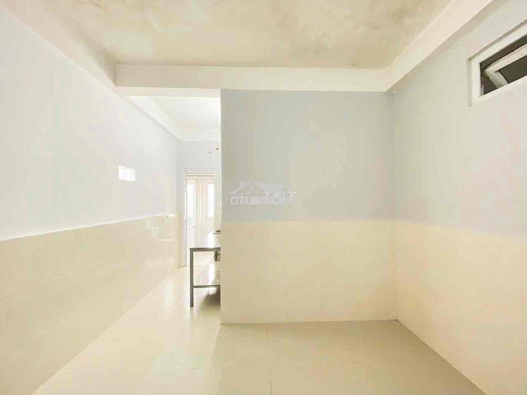 🔥 Phòng 20m² gần bến xe quận 8 – có kệ bếp, wc riêng, chỉ 2.8 triệu/th - 4