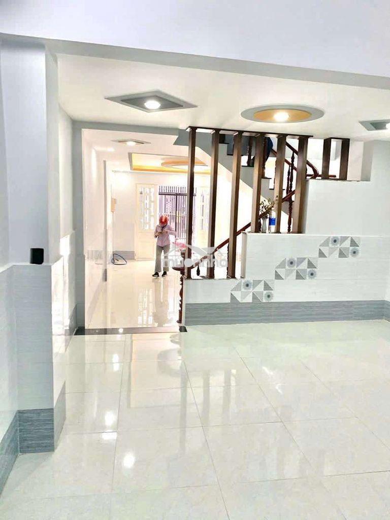 Nhà nguyên căn 1 trệt 1 lầu 4.5x16m, hẻm quang trung vào 30m, gần chợ