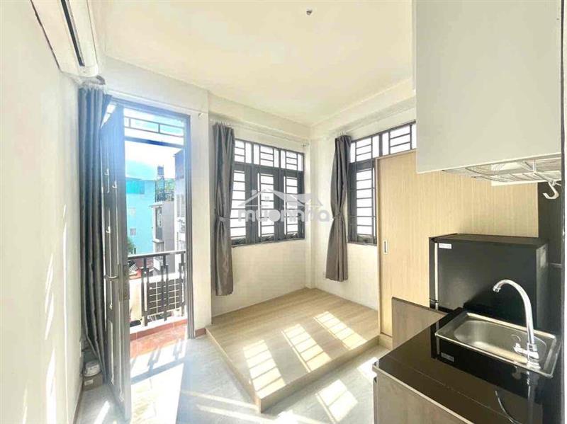 Cho thuê căn hộ mới khai trương- ngay trung tâm- dọn vào ở ngay