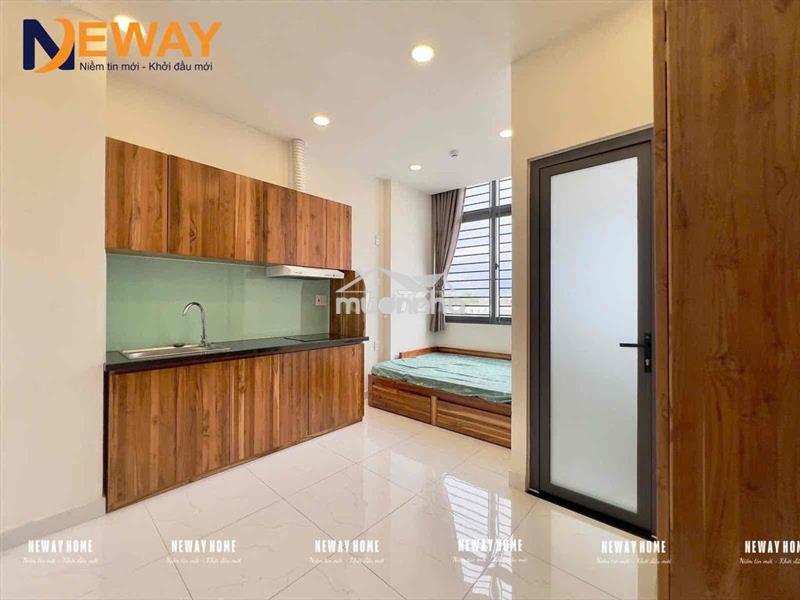 Nhà mới xây cửa sổ to thoáng mát có sẵn nội thất cho nuôi thú cưng