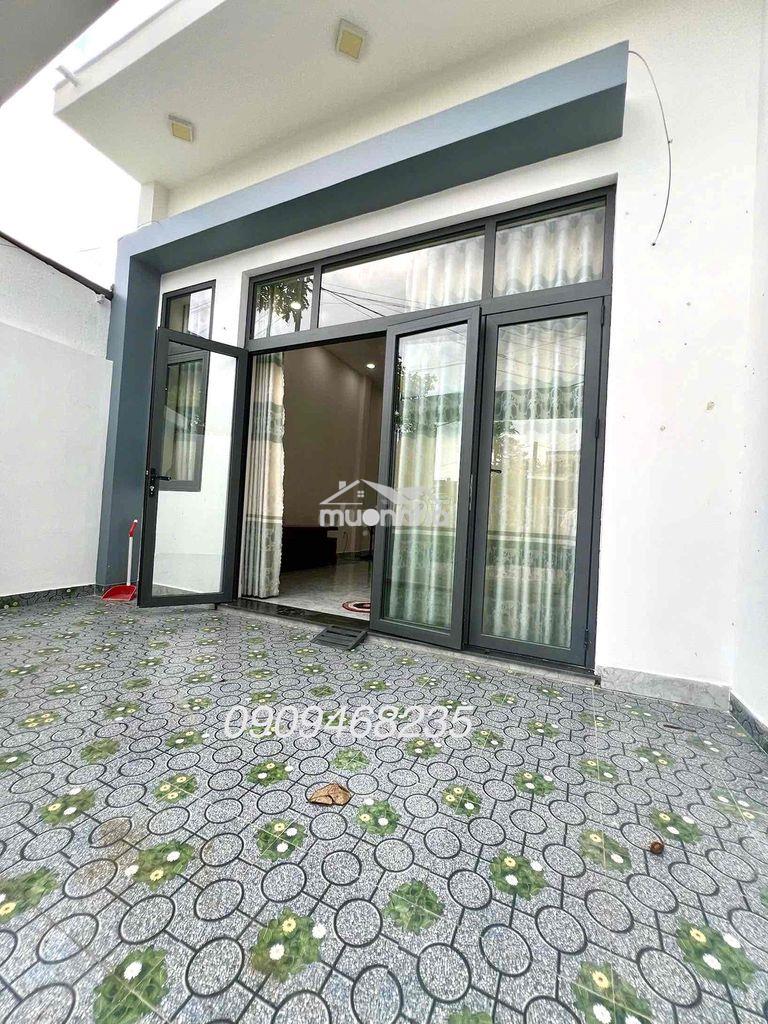 3,99 tỷ cho căn nhà 95m mới đẹp hẻm xe hơi ngay trung tâm long thới