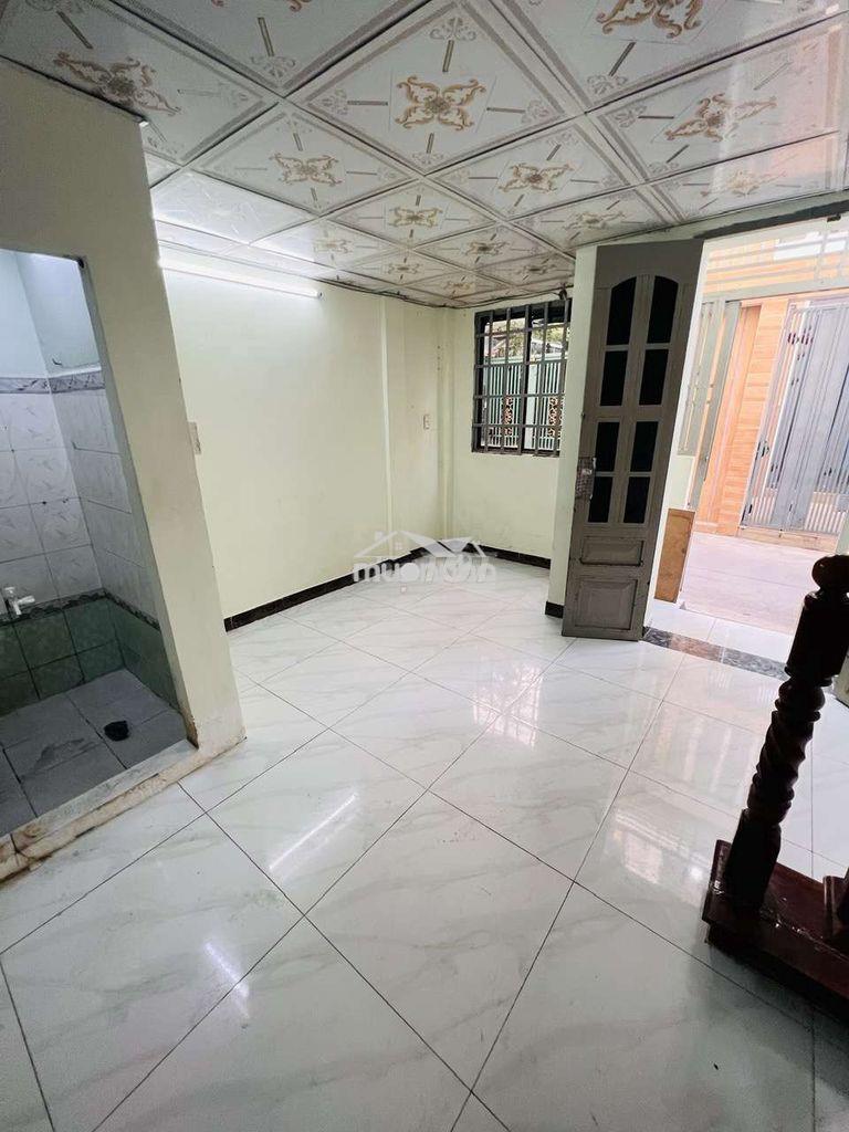 Cho thuê nhà nguyên căn 1/ lê đức thọ p16 gò vấp 4 x4 gác suốt 5tr - 2