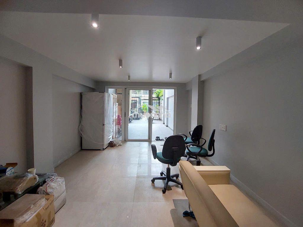 𝐍𝐇À 740/32 𝐒ư 𝐕ạ𝐍 𝐇𝐀𝐍𝐇 𝐏12.𝐐𝐔ậ𝐍 10 4,5m x20m 3lầu - 2
