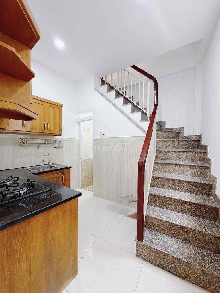 Nhà 4 tầng 3.8x7 - sát mặt tiền tôn đản, p4 q4 –3pn – chỉ 4.25 tỷ - 2