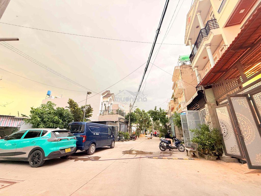 Nhà q12-tx22 vào 100m– hẻm 8m ôtô thông –chợ minh phát – full nội thất - 2