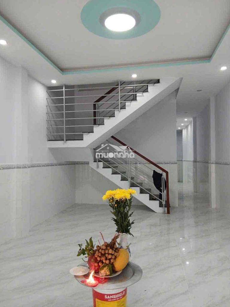 Cho thuê nhà mới tinh sạch sẽ gần chợ lê thị ngay ấp 1 vla có 3p ngủ