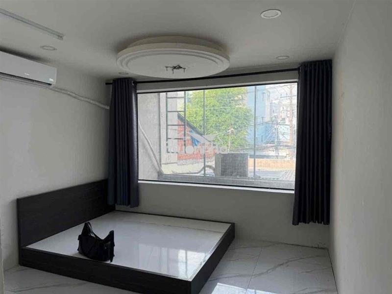Studio cửa sổ gần đh y dược tphcm