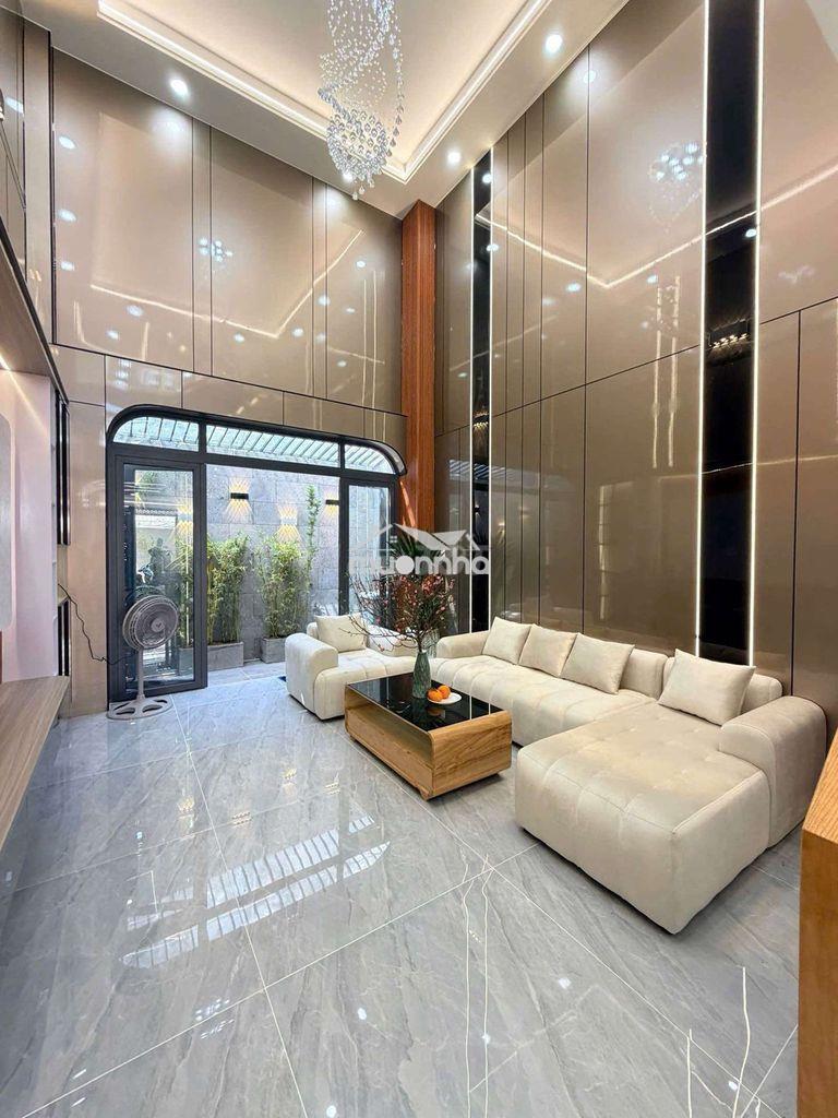 Nhà ngay chợ 5 tầng - đường 10m - 3
