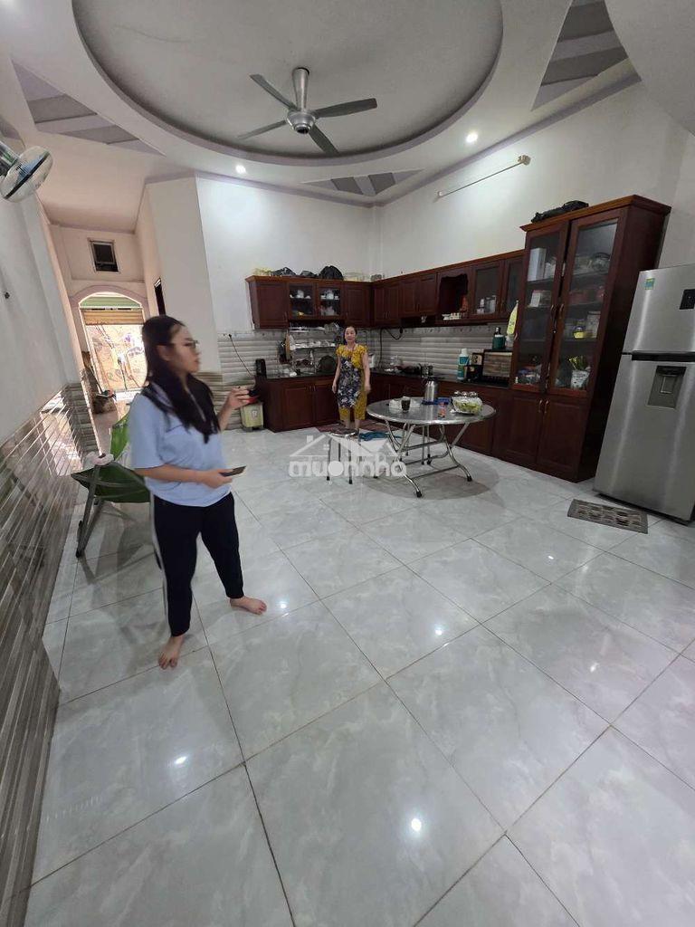 Nhà 1 trệt 2 lầu khu trung tâm hành chính dĩ an - 2