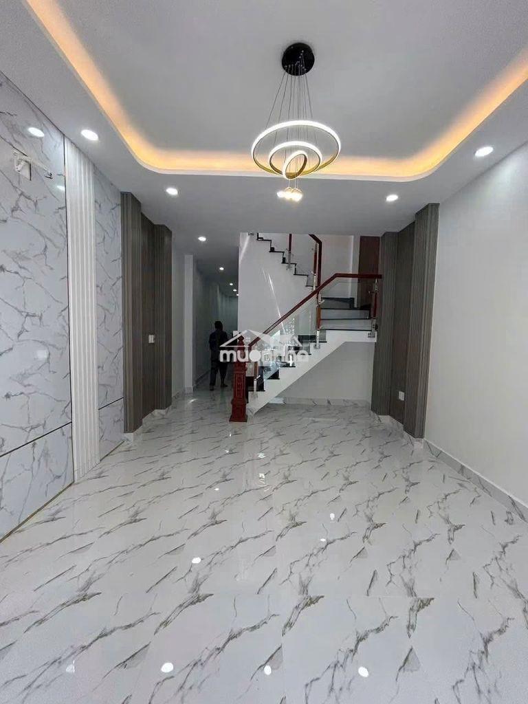 Nhà 4.2x10m 2pn ngay phạm hùng gần nhà thờ nam hải
