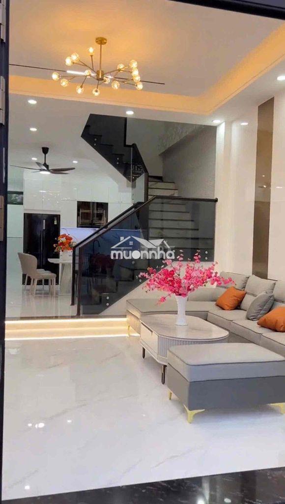 Kẹt tiền cần bán gấp nhà gần bến xe quận 8 - 2