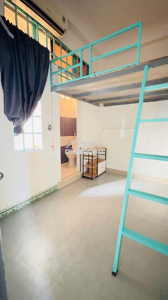 Siêu phẩm ban công duplex ngay vincom nguyễn xí - 25m2-full nt-free xe - 3