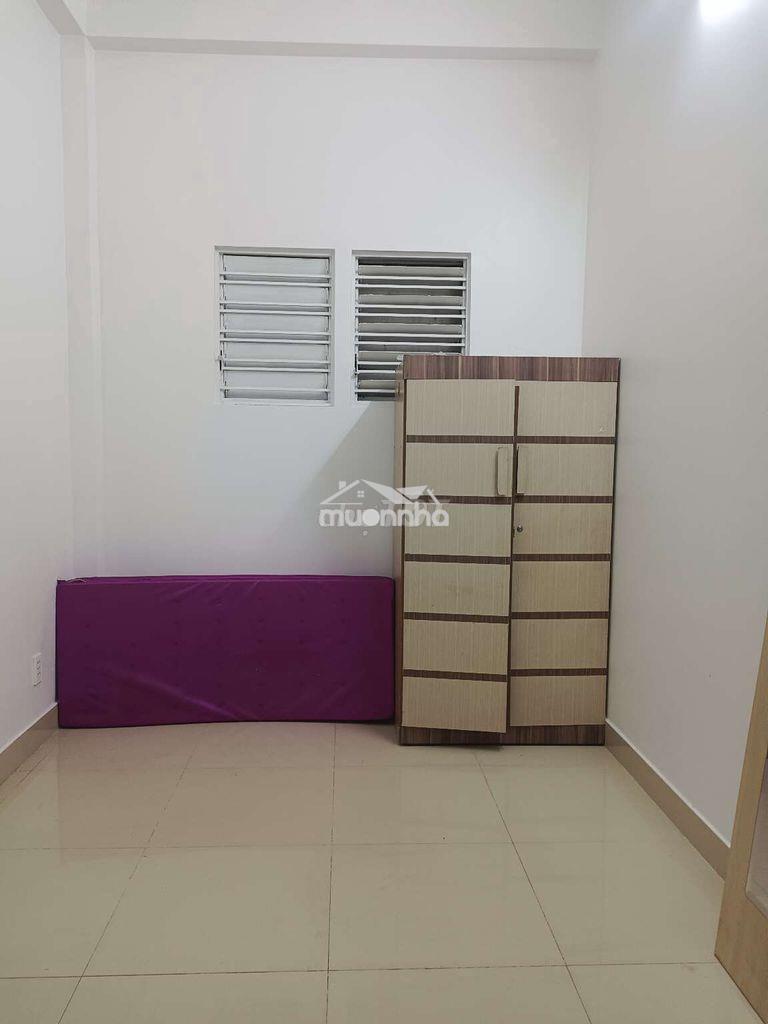 Phòng trọ quận 3 12m2 