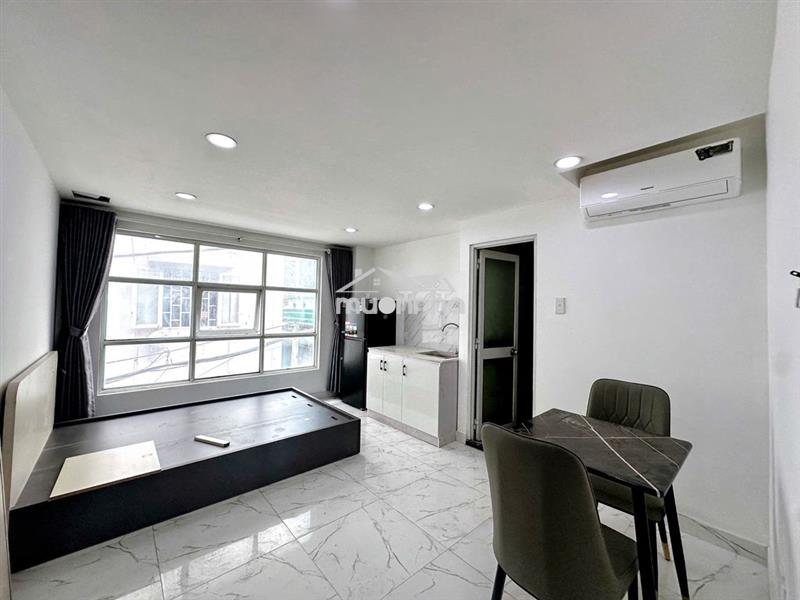 Cho thuê căn hộ full nt trung tâm quận 10 gần đh kinh tế, đh bách khoa