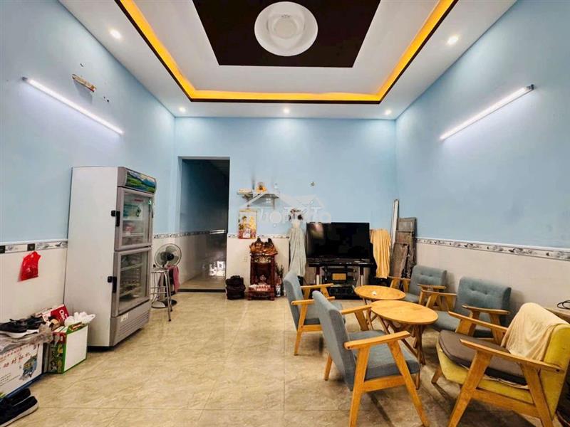 Bán nhà sổ riêng 167m gần ngã 3 cây điệp dĩ an