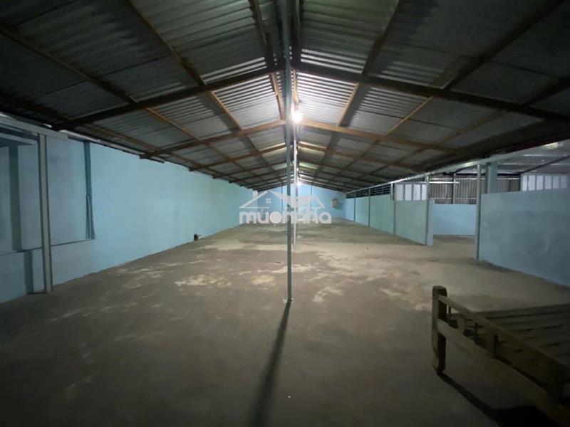 Cho thuê nhà xưởng 500m2, sân rộng 200m2, gần cầu rạch tam, chợ đệm bc