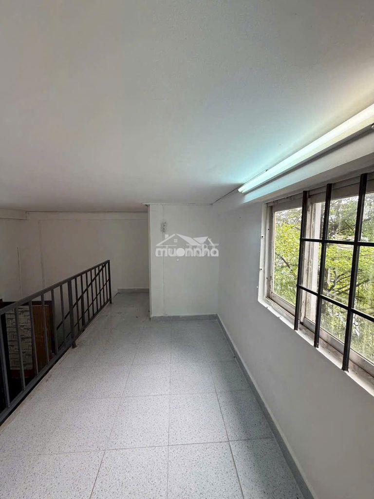 Becamex định hòa. lúc đỉnh 640 triệu. giờ bán 540 triệu