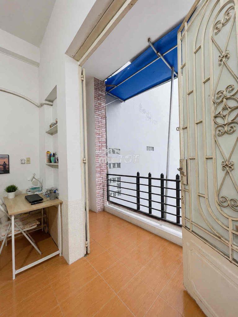Cho thuê phòng có ban công đón gió - 2