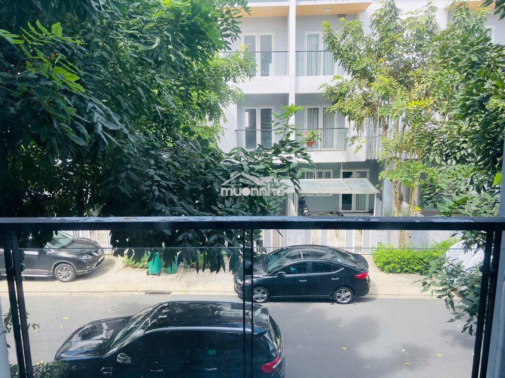 Mega village 75m2 sân vườn nhỏ,có nội thất cao cấp, hồ cá koi, sổ hồng - 3