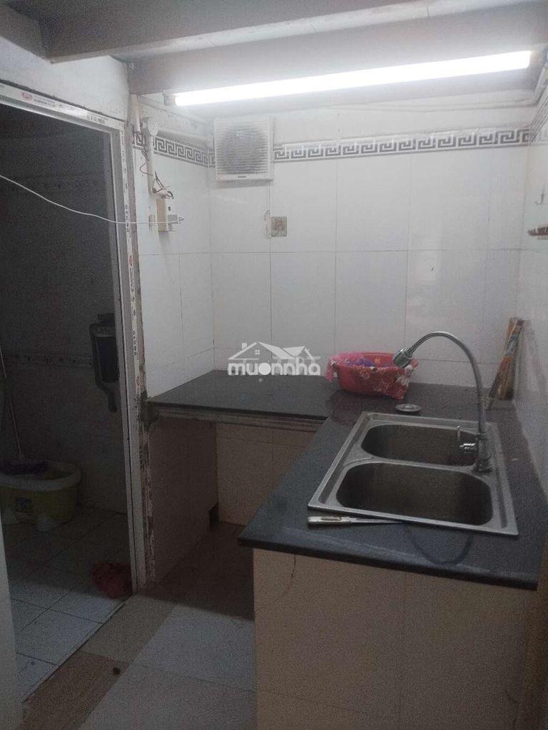 Nhà nguyên căn 1 trệt 1lầu dt 36m đường trần tuấu khải p5 q5 - 2
