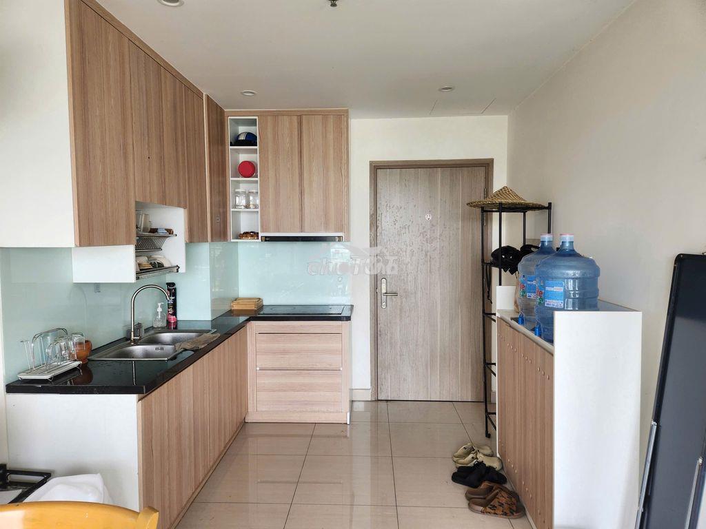 Cho thuê căn hộ góc 2pn+ vinhomes grand park full nội thất gỗ - 2