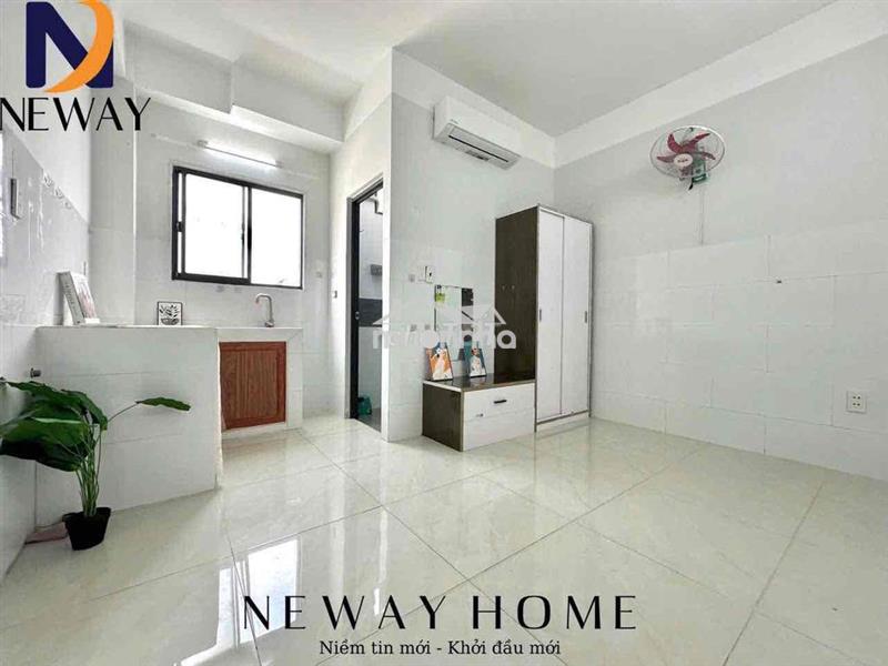 Phòng mới xây máy lạnh, cửa sổ - sát đh công thương - an ninh 24/7