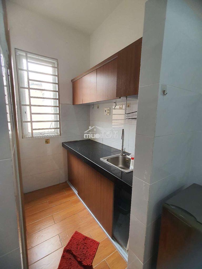 Vị trí trung tâm, máy lạnh, wc, bếp, tủ lạnh tiện nghi - 4
