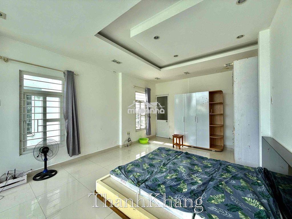 Căn hộ 40m2 - gần ga sg - toà nhà viettel - vòng xoay dân chủ - 4