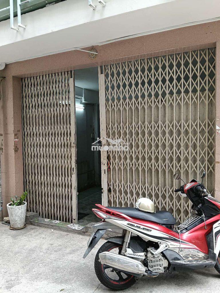 Nhà cho thuê hẽm xe hơi đường đất thánh p6tb 4m*10m