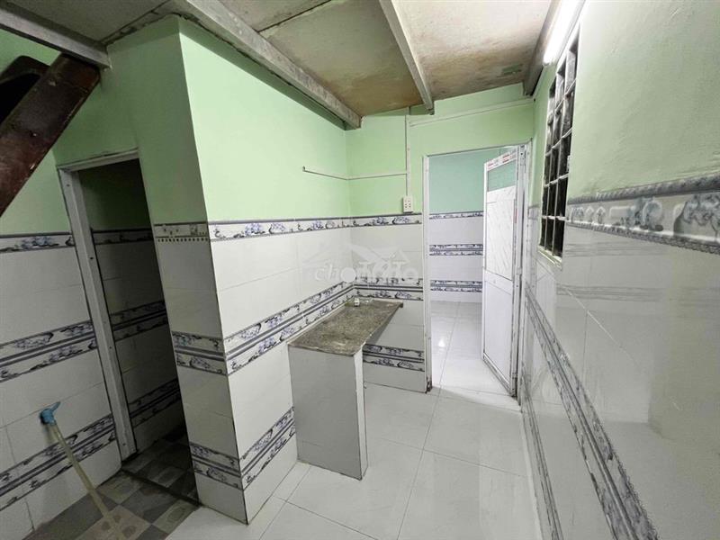 Nhà trọ 1 lầu thêm 1 phòng trọ đi kèm