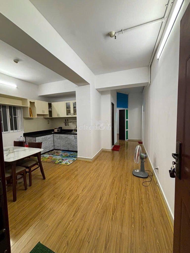 Bán gấp căn hộ 62 m2, 2 pn, nhà đẹp - 2