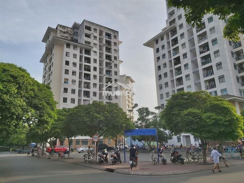 Cho thuê căn hộ cc 312 lạc long quân