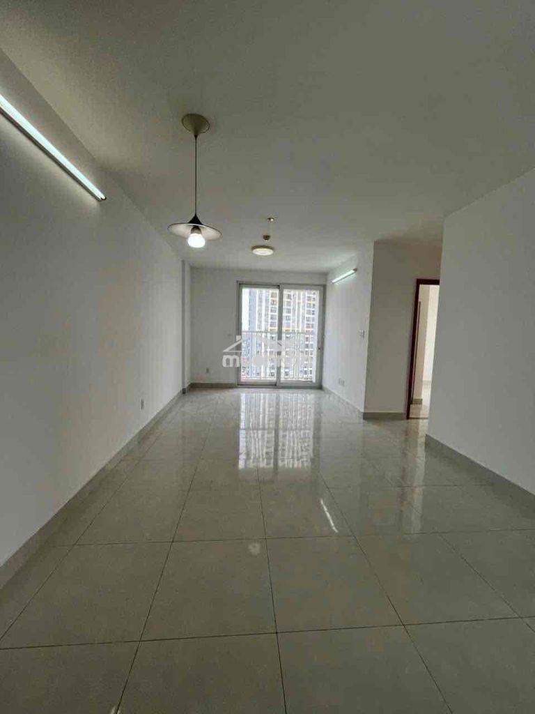 Cần bân gấp ch tara q8 72m2 2pn 2wc  căn góc,thoáng mát,sổ hồng v.v